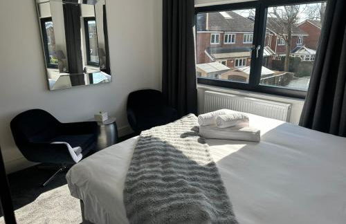 Large Luxury 5BDR Home 2 Bath and Free Parking - Foto 42