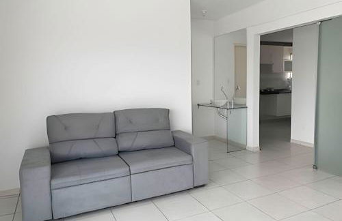 Próx a orla, 14 pessoas, ar condicionado e garagem - Foto 2