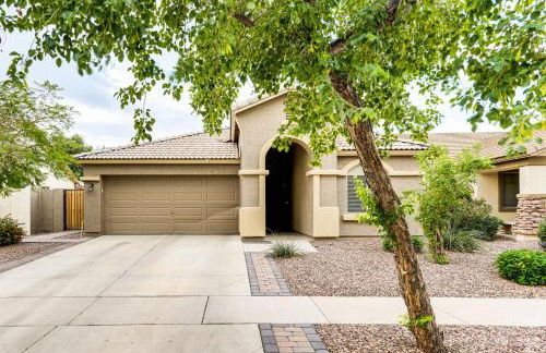 Pool Access! Suburban Home 11 Mi to Dtwn Gilbert - Photo 25