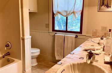 V700 Ranch Stays (Guesthouse)-A Tucked Away Gem - Foto 49