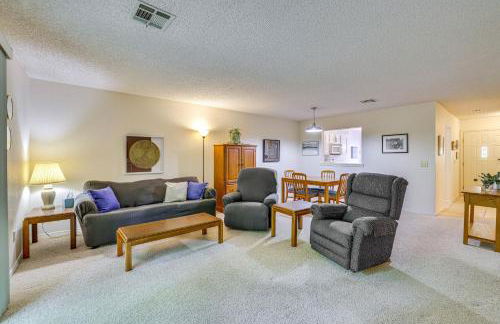 Bella Vista Townhome with Deck Near Back 40 Trail! - Foto 2