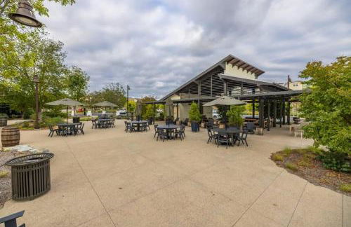 Marbella Lane - Elegant 5BR Home Rancho Mission - Photo 58