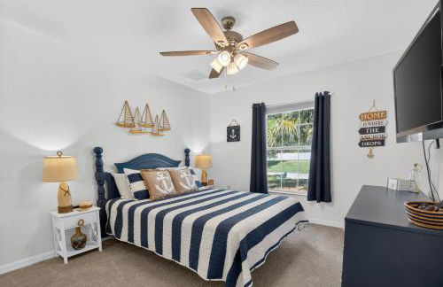 Spacious 4BR Retreat with Heated Pool & Spa home - Foto 32