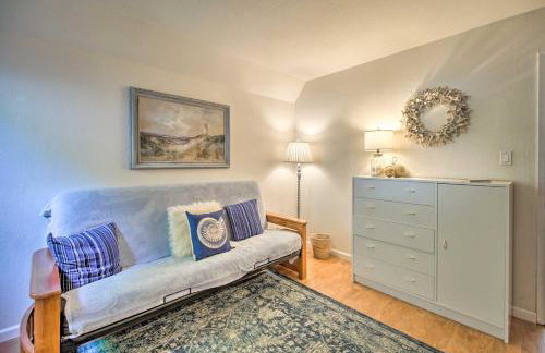 Spacious Redwood Retreat with Hidden Hot Tub - Foto 20