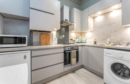 Central, Cozy 2BR-1BA-Haymarket - with Parking - Foto 25