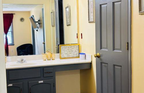 Spacious & Quiet 3BR Family Home with Fast WiFi - Foto 29