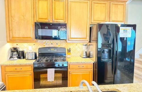 RR7510 – 6BR Villa w/ Game - Foto 27