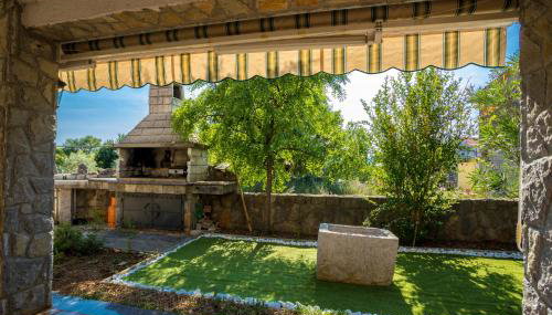 Apartments Isabel Krk - Foto 3, Garden, Garden view