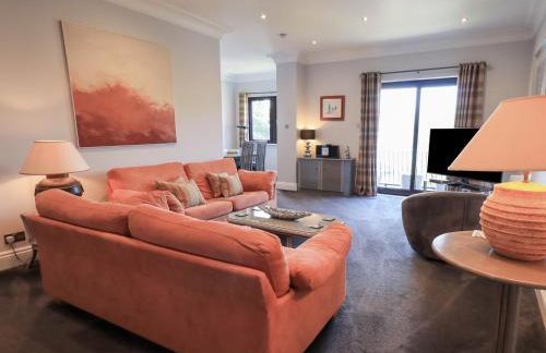Romney Grange - Photo 3