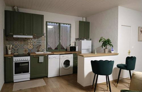 Love Room romantique avec Jacuzzi privatif près de Sarlat - Foto 10