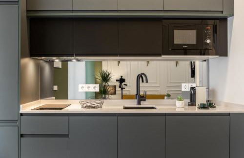 Queen's Chamberí Boutique II - Alojamiento Corta Estancia - Foto 27