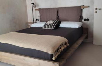 ClockWise Earthy Vibe House in Apano Chora - Photo 23