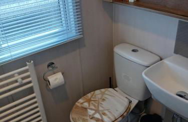 Serenity - Luxury Hot Tub, Sunnymede, Fantasy Island, Ramped Access, Parking, 2 dogs max - East Coast Holidays - Foto 28