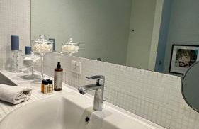 Colosseo Deluxe YH - Photo 11