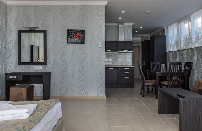 Atlant-City Apart Hotel - Photo 9