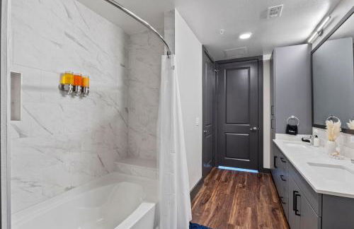 1BR Alongside Q2 and Domain With Pool, Gym and Free Parking - Foto 17