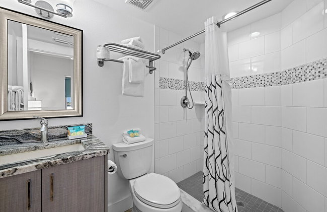 Provident Oceana Beachfront Suites - Foto 129