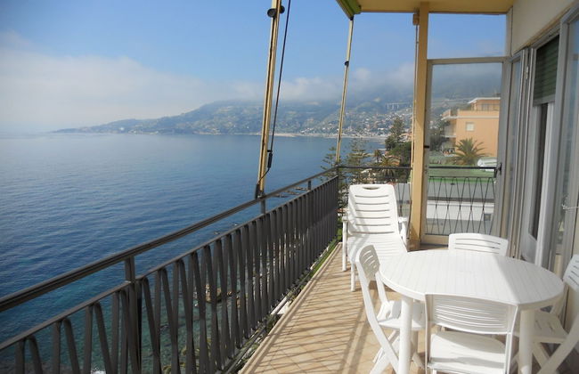 Apartments "solaria 1 & 2 Ospedaletti Ligure by Sanremo Italian Riviera - Foto 1