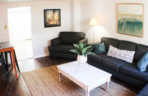 Newly Renovated 2-Bed near Downtown-North Shore - Foto 24