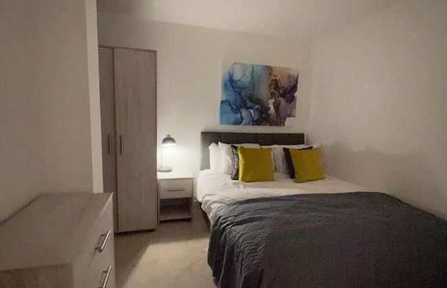 Spectrum House Apartments - Photo 1