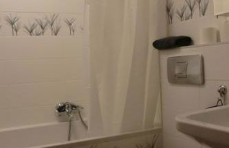 Wohnung am Grünen, Nähe Stadtzentrum und Hauptbahnhof, WLAN inklusive - Foto 13