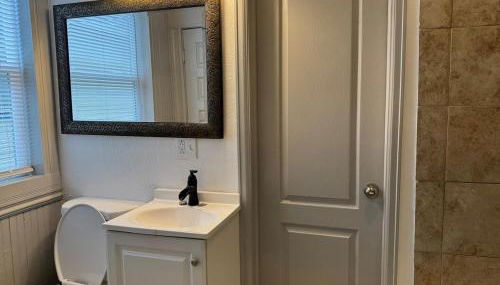 Downtown, 5-bed, 3-bath, 3-level - Foto 4