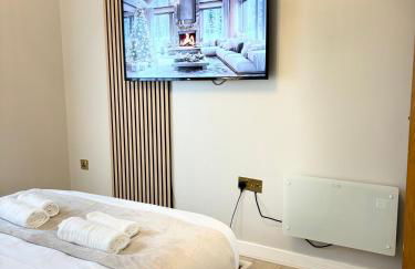 Luxury 2 bedroom Leeds City Apartment with Free parking & Jacuzzi bath - Foto 25