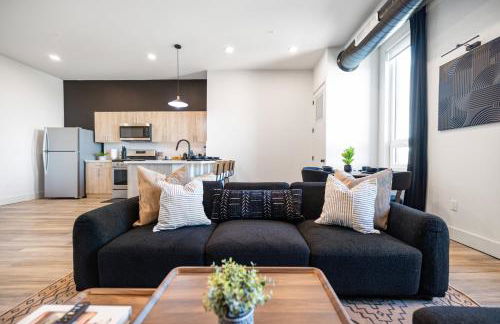 2BR, King Bd, Free Prkn, Gym, NYC View, 8min Train - Foto 63