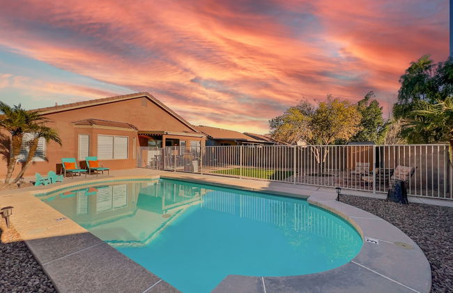 Kimberly Surprise - Photo 22