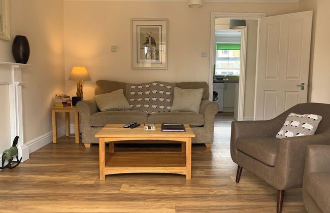 Garfield House 8 - Photo 13