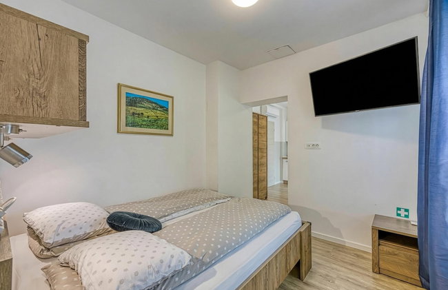 Jantar Apartments - Photo 4