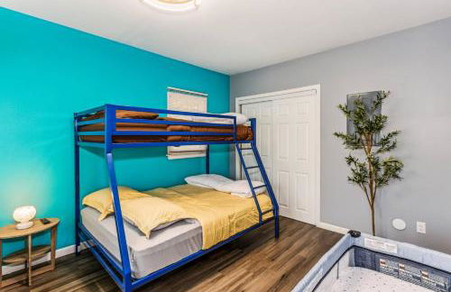 King, Gazebo & Private HotTub~ WestWichita - Photo 24