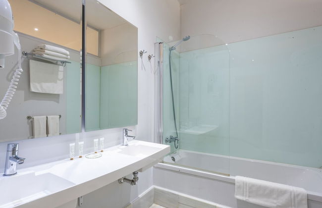 Suites Sevilla Plaza Apartamentos - Foto 28