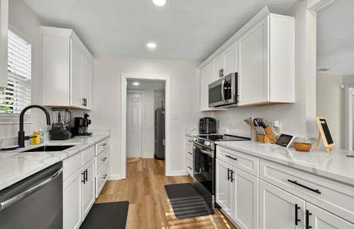 It's A Vibe- less than 10mins Capital,Hospitals,FAMU,&FSU - Foto 27