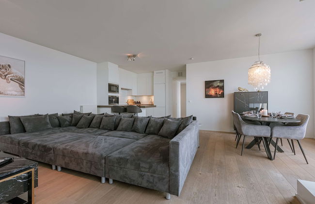 Modern Antwerp Apartment With City Views 2 Bedrooms - Photo 8