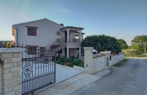 Apartmani Bernarda - Photo 36