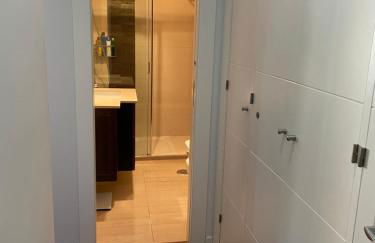 Mike´s apartment. Parking y piscina - Photo 8