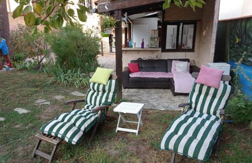 80 m2 appartement indépendant, 4 personnes et plus, piscine et jardin Direct Gare Aéroport - Foto 14