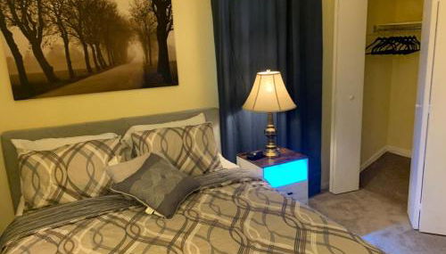 Townhouse with High Speed WiFi & Free Parking - Foto 5, wardrobe