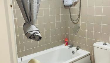 Kellies home Entire place Easy transport 5 min drive from Birmingham City centre - Foto 5