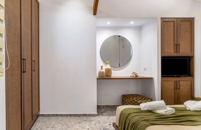 Wave Suite By the Sea - Photo 2