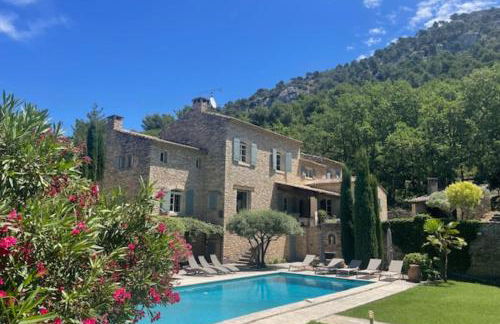 Propriété d'exception au coeur du Luberon - Foto 2