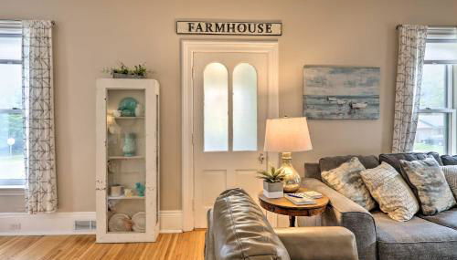 Bright Clear Lake Getaway, 4 Blocks to Downtown! - Foto 5