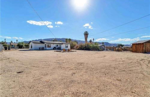 Cozy Fresh Desert Hideaway, 5 mins to Joshua Tree - Foto 39