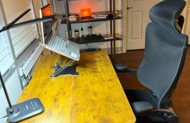 Luxury 1BR Resort Stay with WiFi, Pool, and Desk near Med Center and NRG - Foto 4