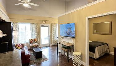 Haven at Hazel~Downtown Bungalow - Foto 4