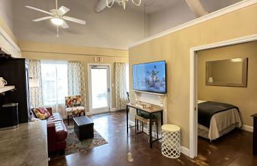 Haven at Hazel~Downtown Bungalow - Foto 4