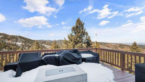 Mountain Retreat Sleeps 10 with Pool Table and Arcade - Foto 5