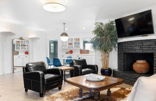 Creekside Haven with Pool and Firepit - Foto 15