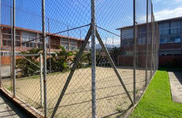 Apartamento a 250 metros da Praia do Sapê e Maranduba - Piscina e Ar condicionado - Foto 20